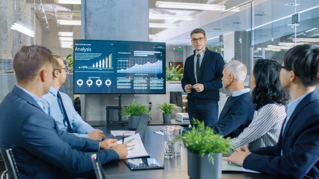 presenting-financial-data-analysis